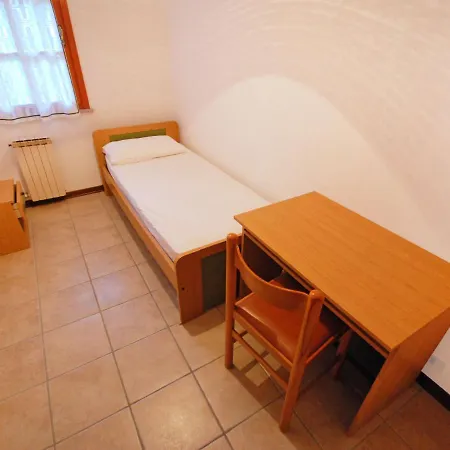 Apartamento Locazione Turistica Ofelia-1 *